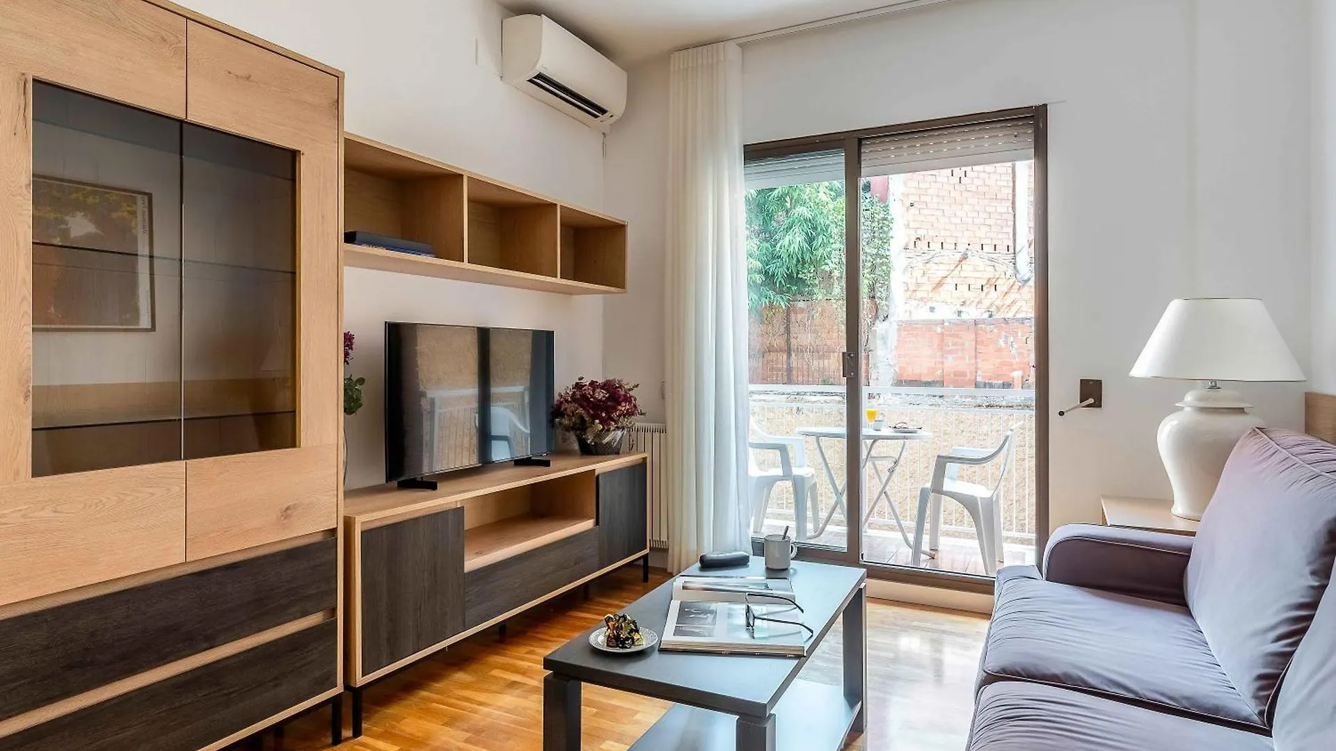 Aparthotel Bertran Barcelona 3*,  Spain